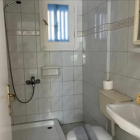 Διαμέρισμα Milia 2 *